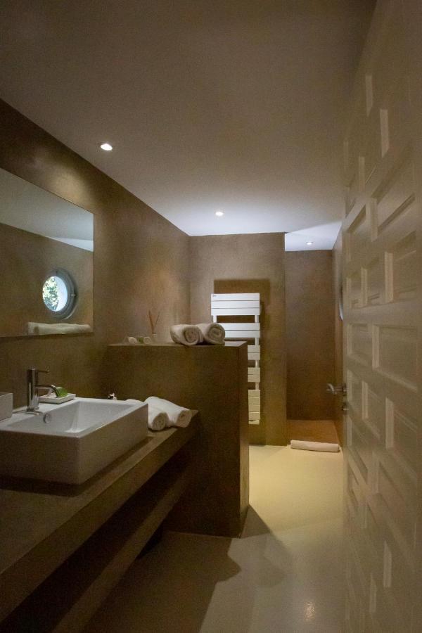 Mas Des Becasses, En Provence - 22 Personnes Villa Arles Exterior photo